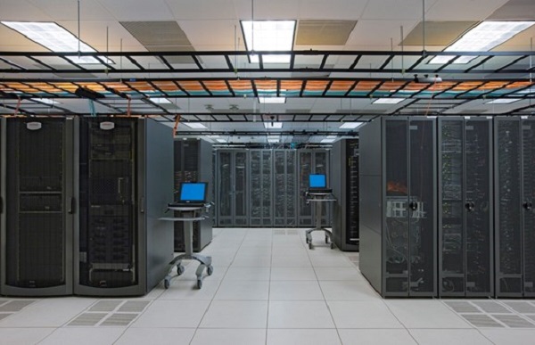 doanh nghiệp nên sử dụng Dedicated server